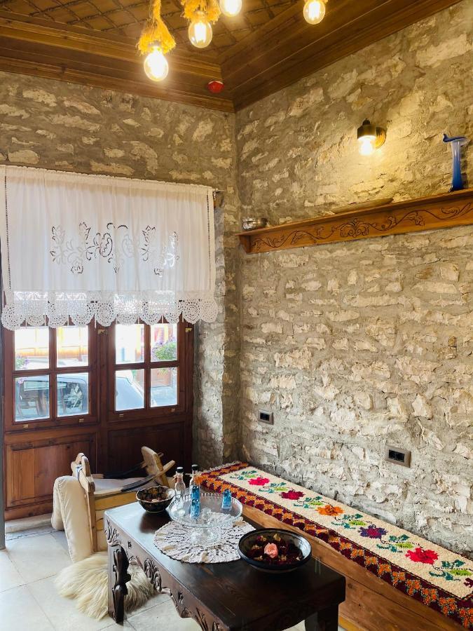 Medieval Rooms Gjirokaster Exterior photo